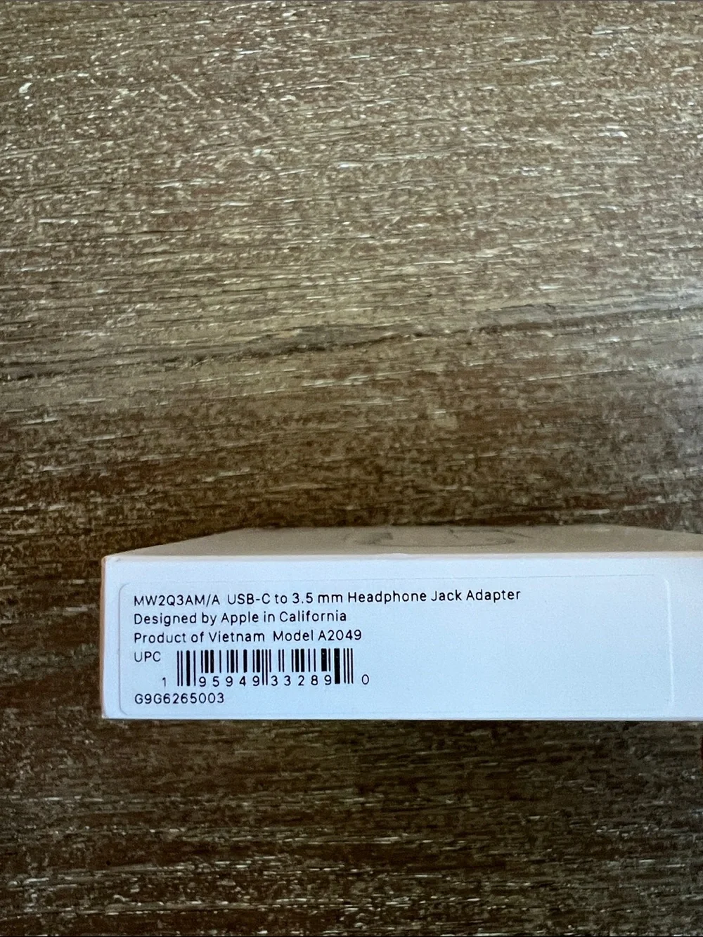 NWT Apple USB-C to Headphone Jack Adapter - White